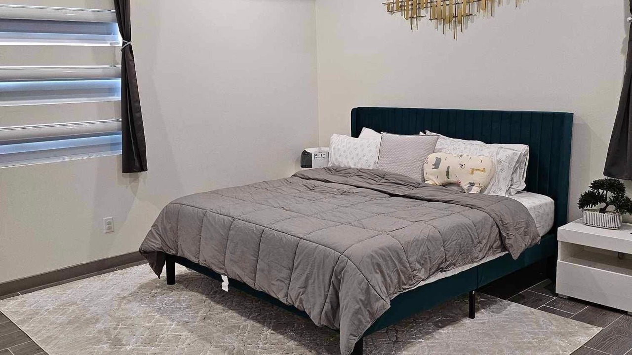 Photo of Bedroom in Biggs Field