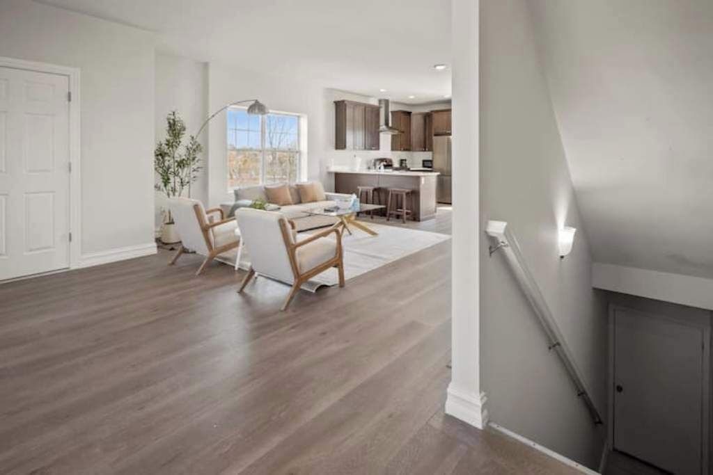 Photo of Livingroom in Bryant Pattengill West