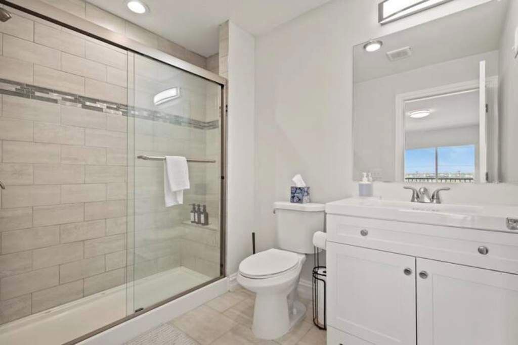 Photo of Bathroom in Bryant Pattengill West