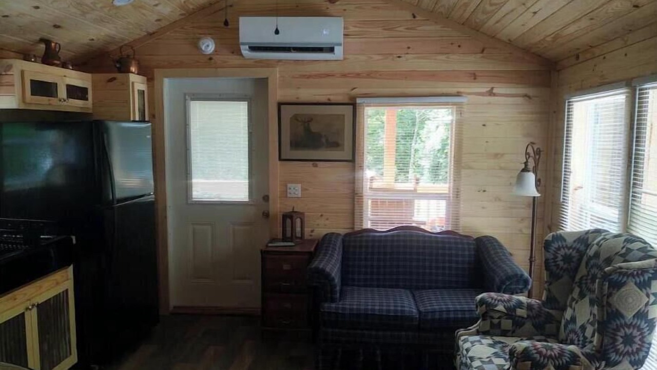 Photo of Livingroom in Topton