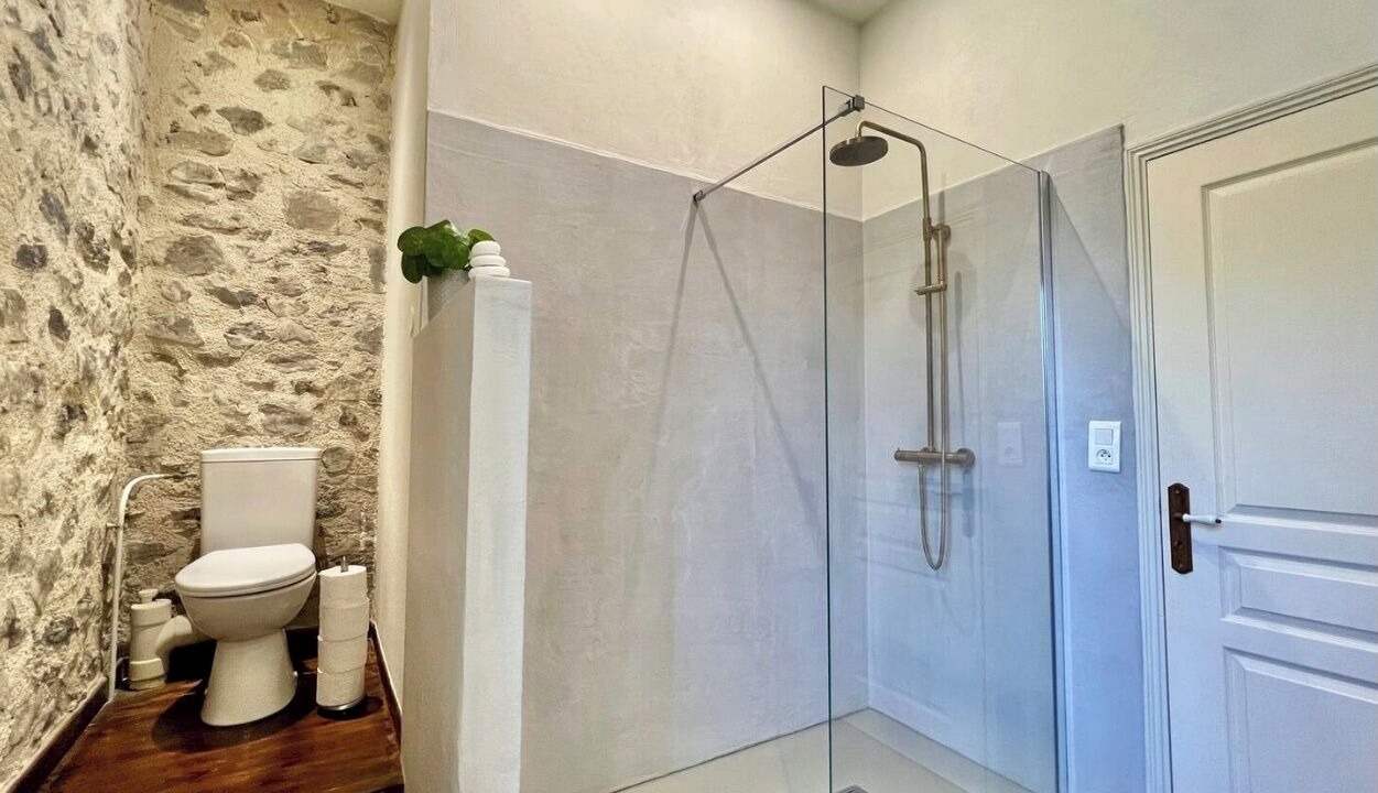 Photo of Bathroom in Usclas-d'Herault