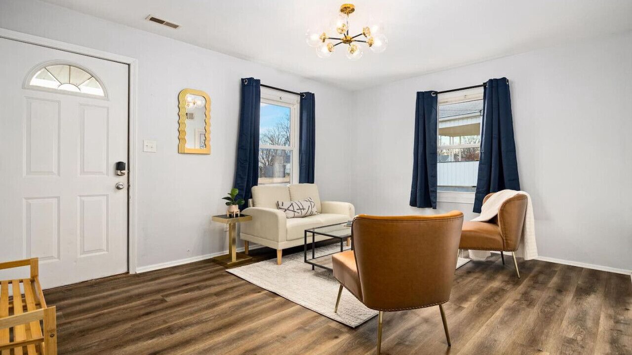 Photo of Livingroom in Peoria Heights