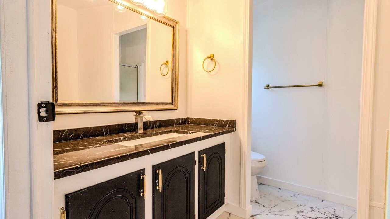 Photo of Bathroom in Murphy