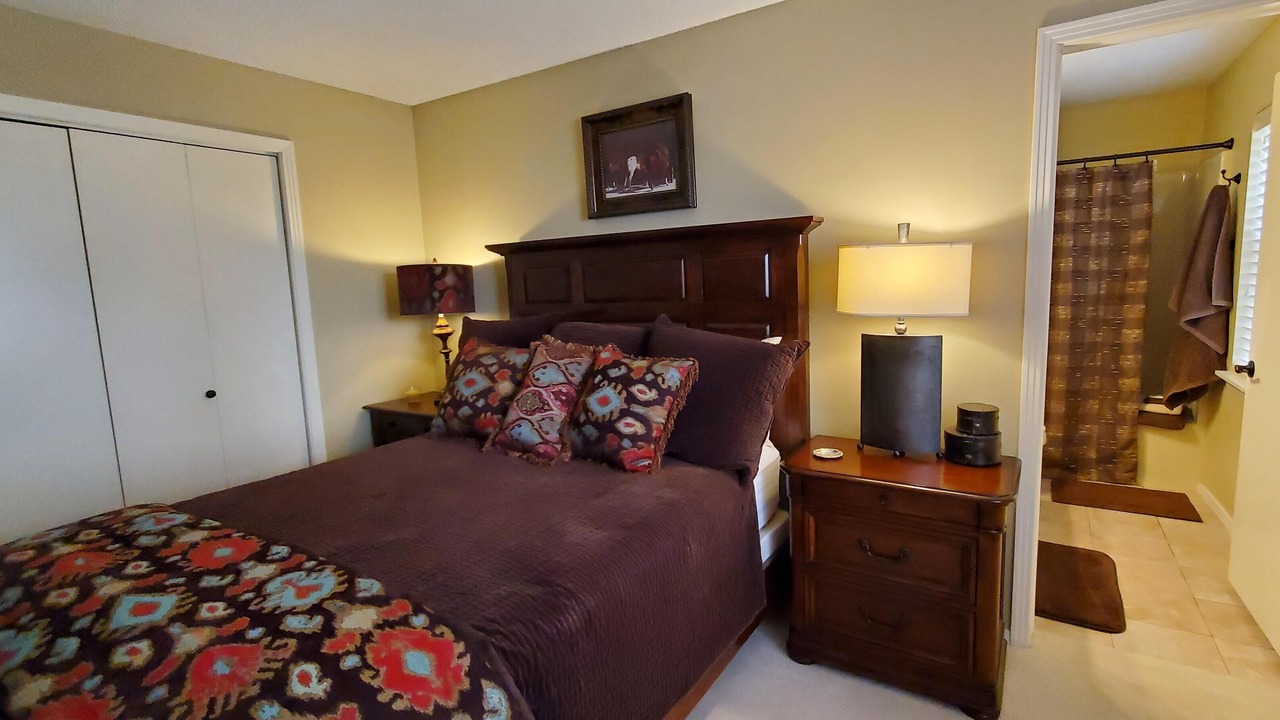 Photo of Bedroom in Holiday Island