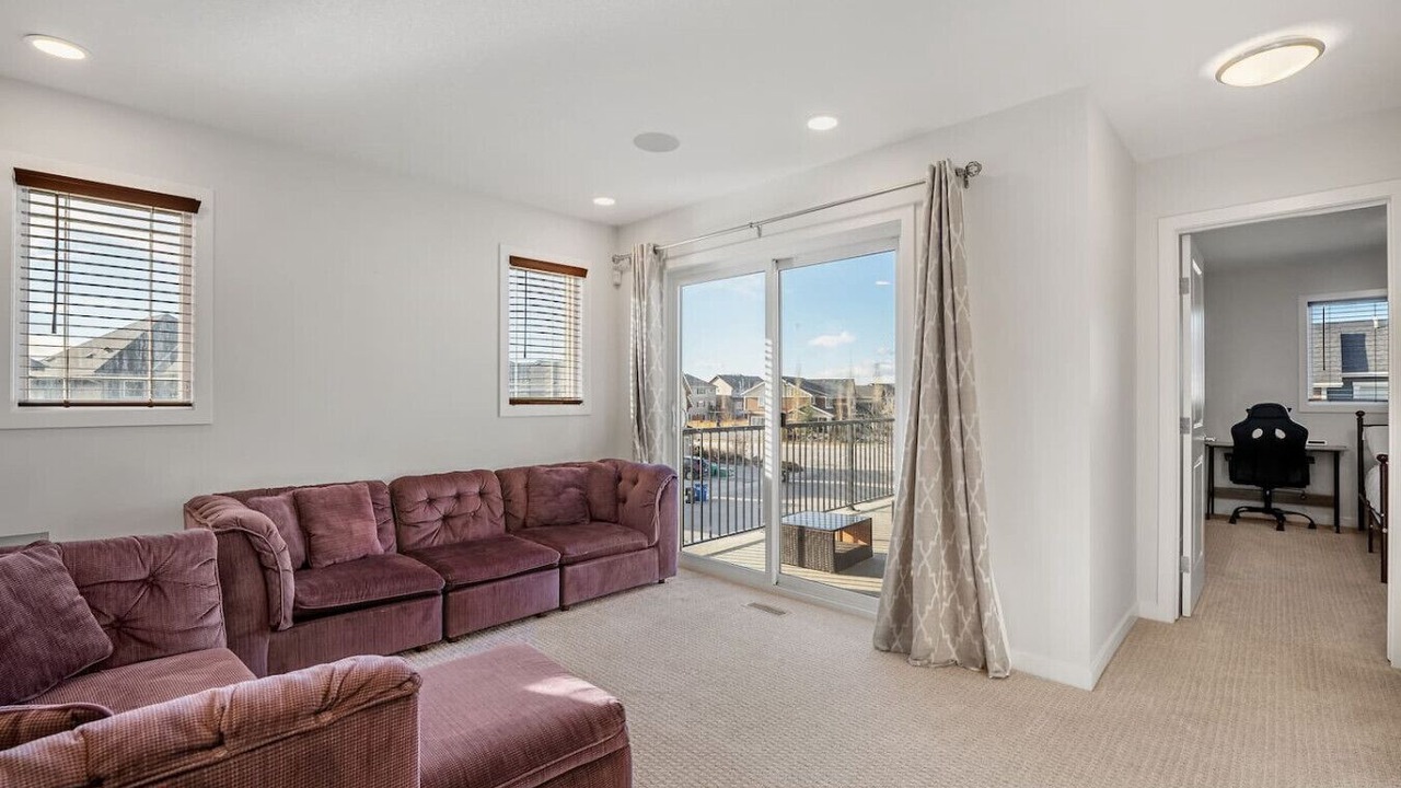 Photo of Livingroom in Cochrane