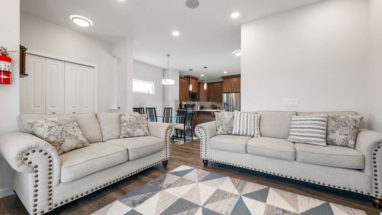 Photo of Livingroom in Cochrane