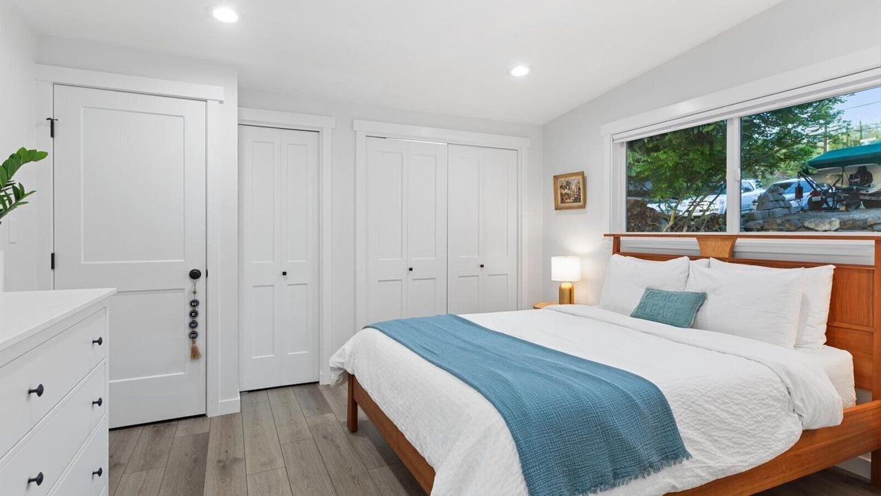 Photo of Others in Warm Beach