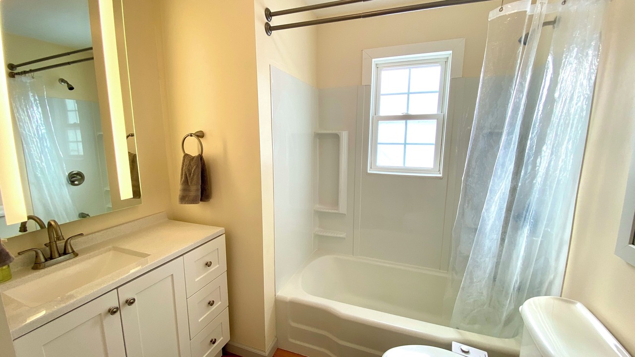 Photo of Bathroom in West Haven