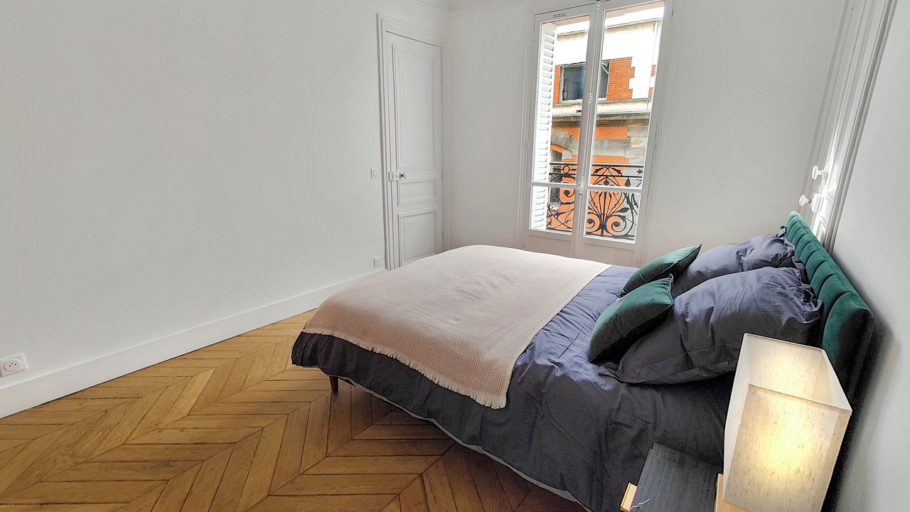 Photo of Bedroom in Val-de-Grace