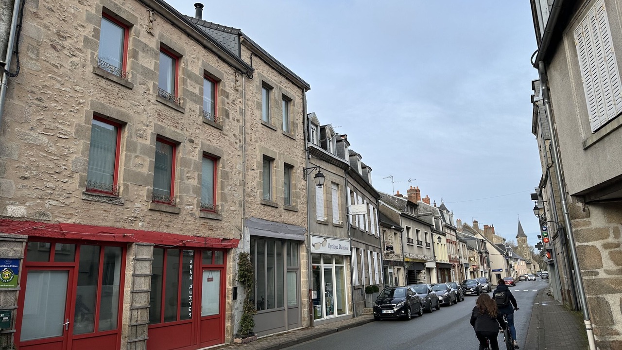 Photo of Others in Dun-le-Palestel