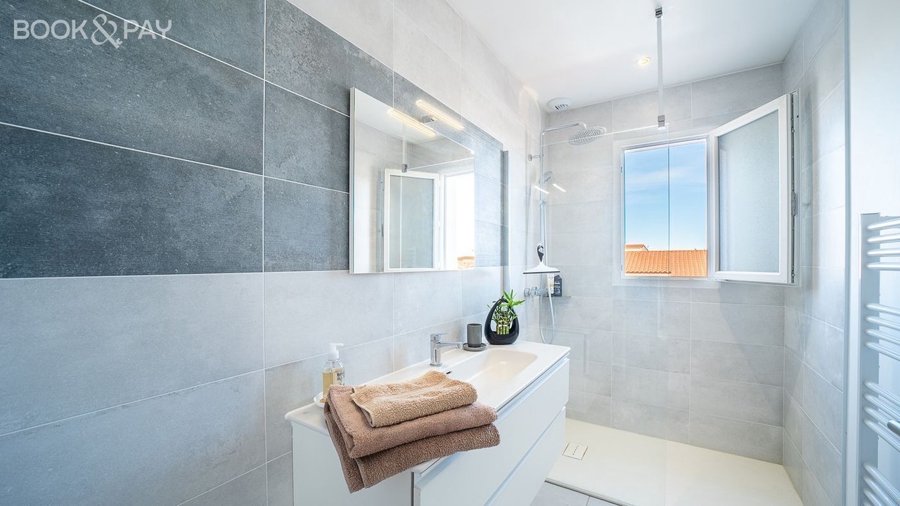 Photo of Bathroom in Pia
