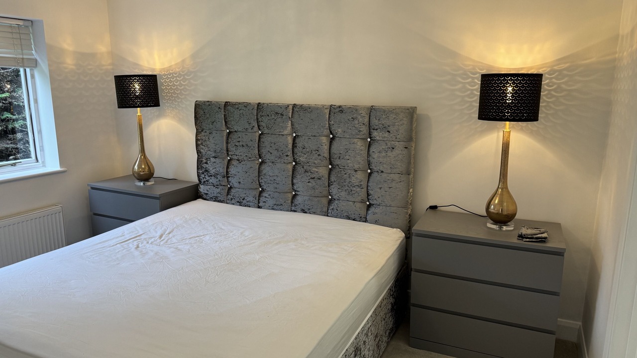 Photo of Bedroom in Weybridge