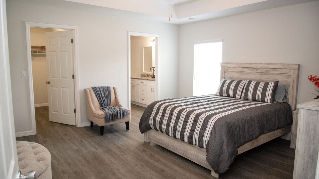 Photo of Bedroom in Sebring