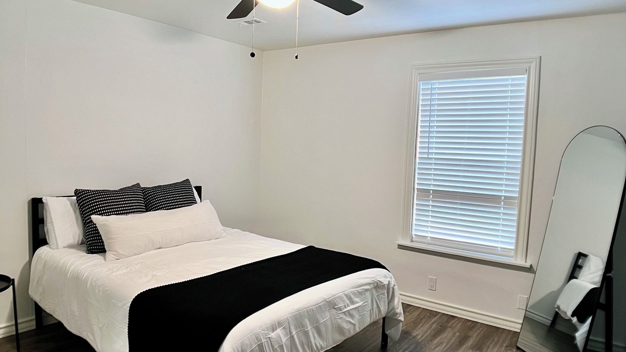 Photo of Bedroom in East Riverside