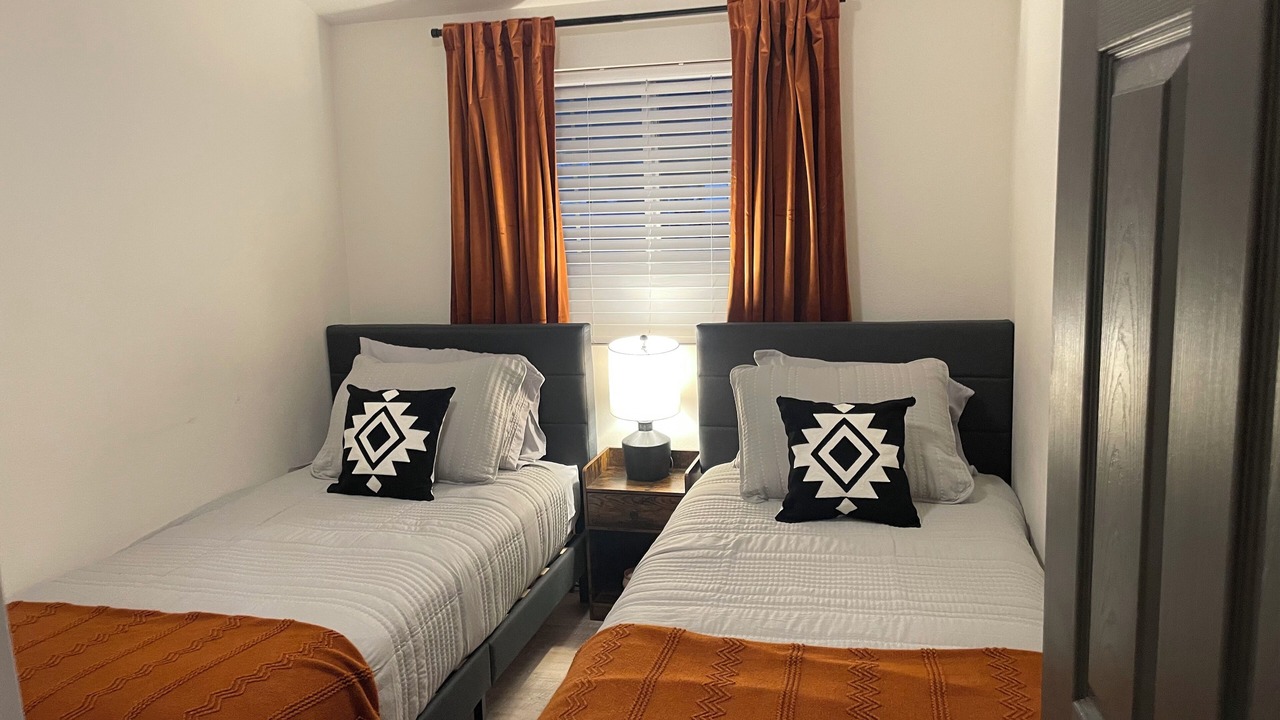 Photo of Bedroom in Winslow