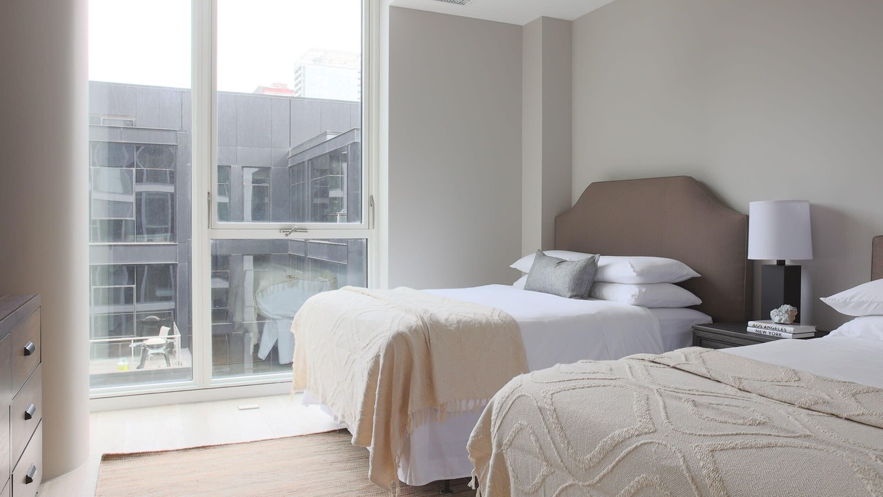 Photo of Bedroom in Near North Side