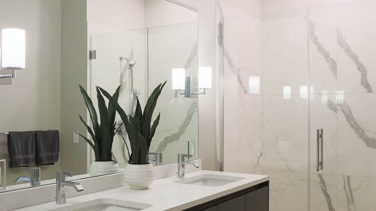 Photo of Bathroom in Near North Side