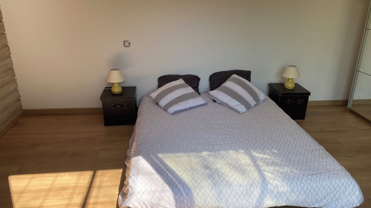 Photo of Bedroom in Collias