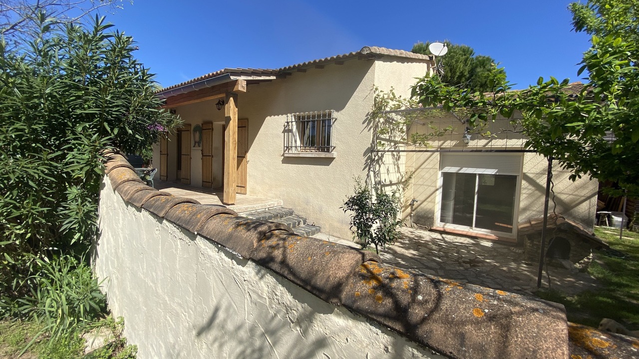 Photo of Outdoor in Collias