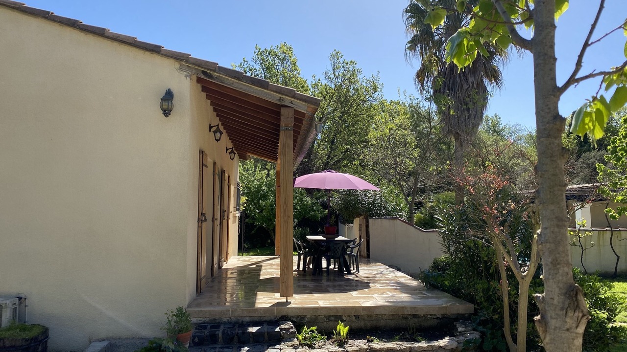 Photo of Outdoor in Collias