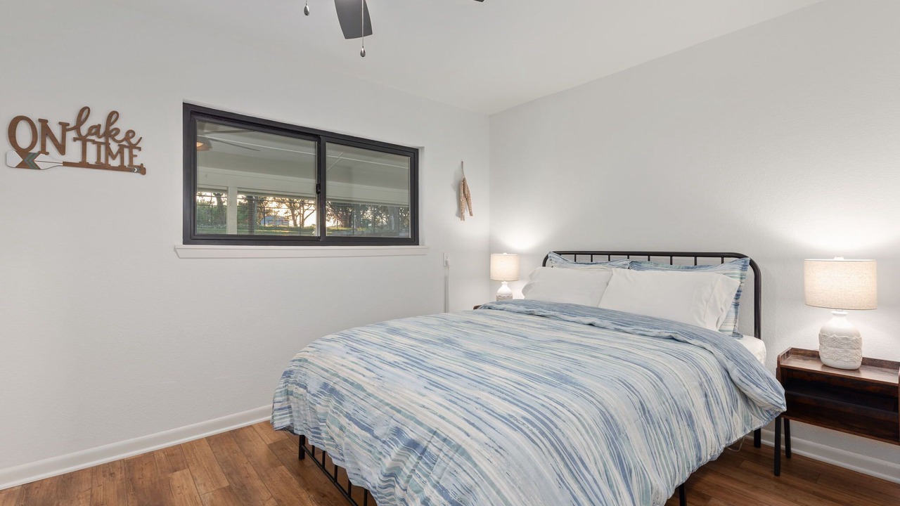 Photo of Bedroom in Whitney