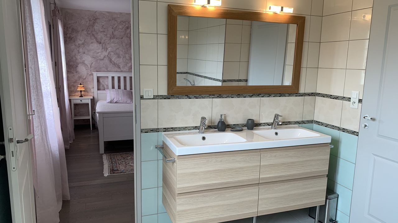 Photo of Bathroom in Haravilliers