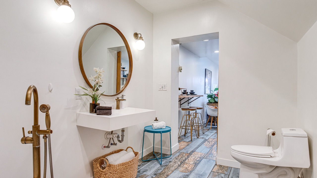 Photo of Bathroom in City Park West