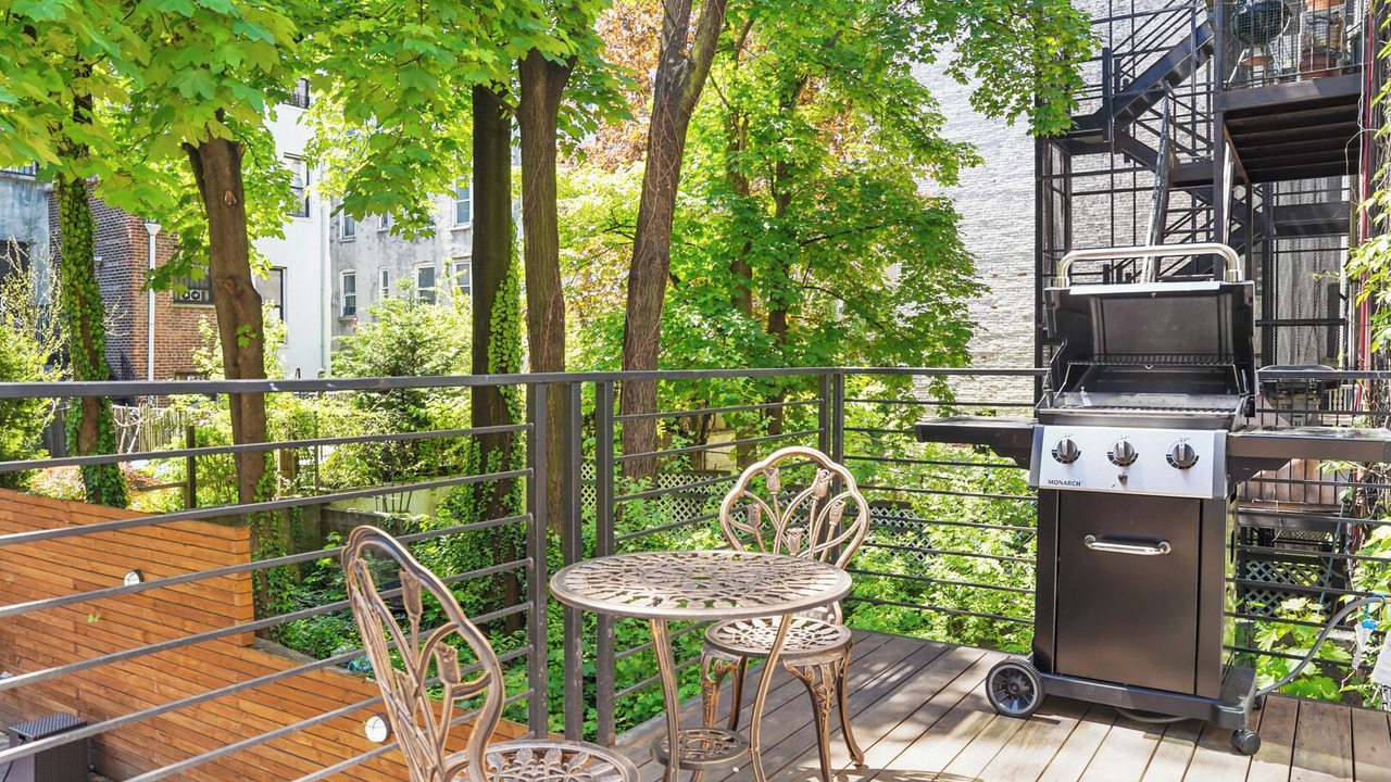 Photo of Outdoor in Hamilton Heights