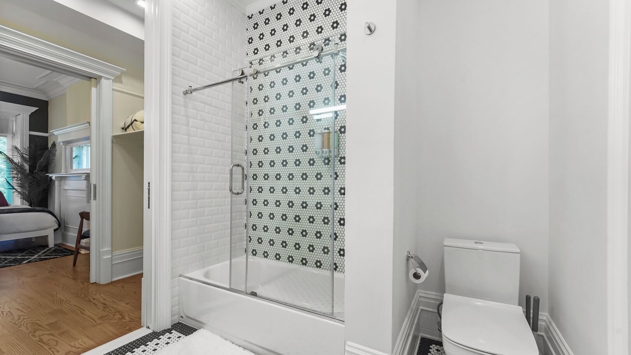 Photo of Bathroom in Hamilton Heights