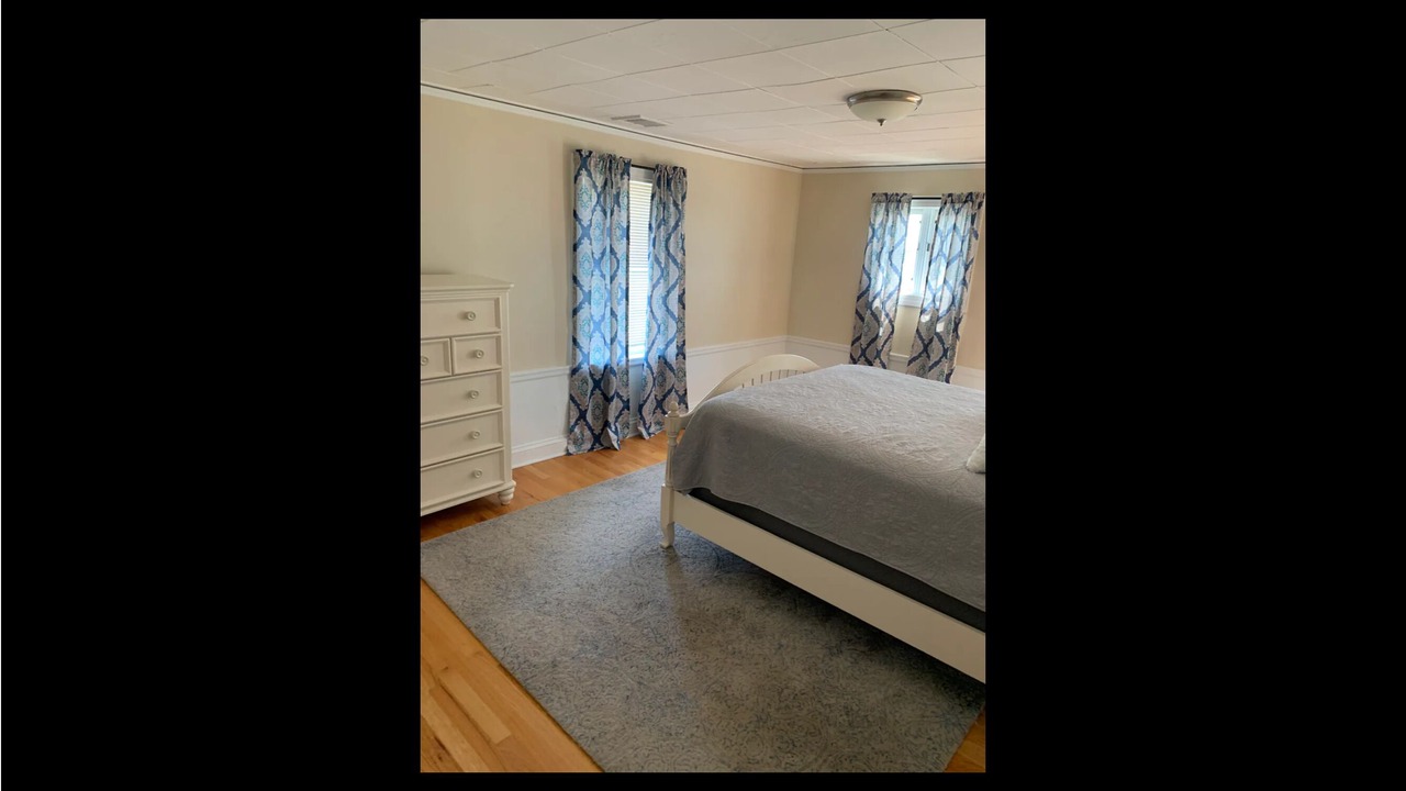 Photo of Bedroom in Niantic