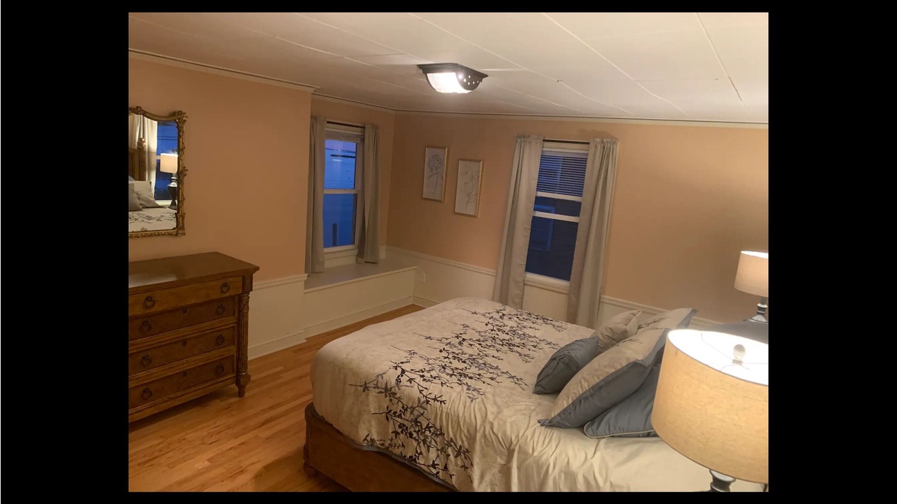 Photo of Bedroom in Niantic