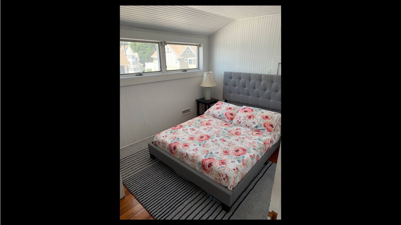 Photo of Bedroom in Niantic