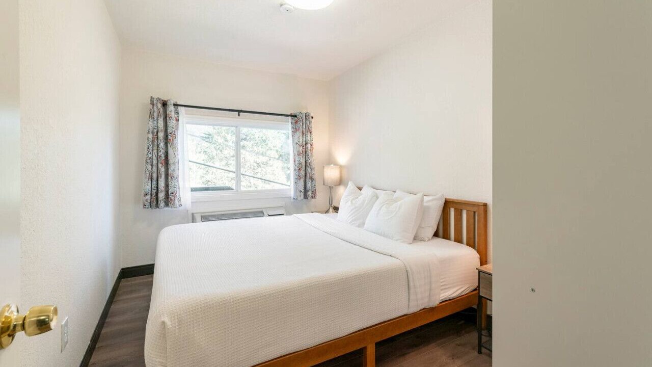 Photo of Bedroom in Green Mountain Falls