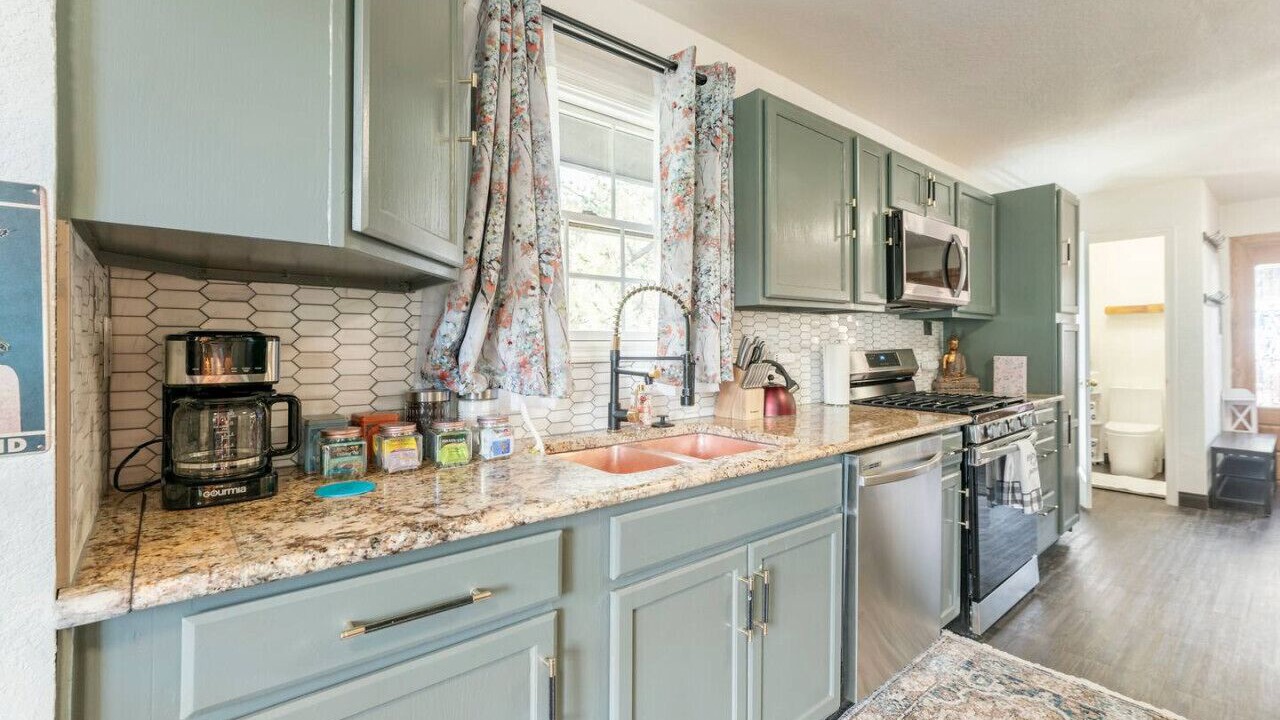 Photo of Kitchen in Green Mountain Falls