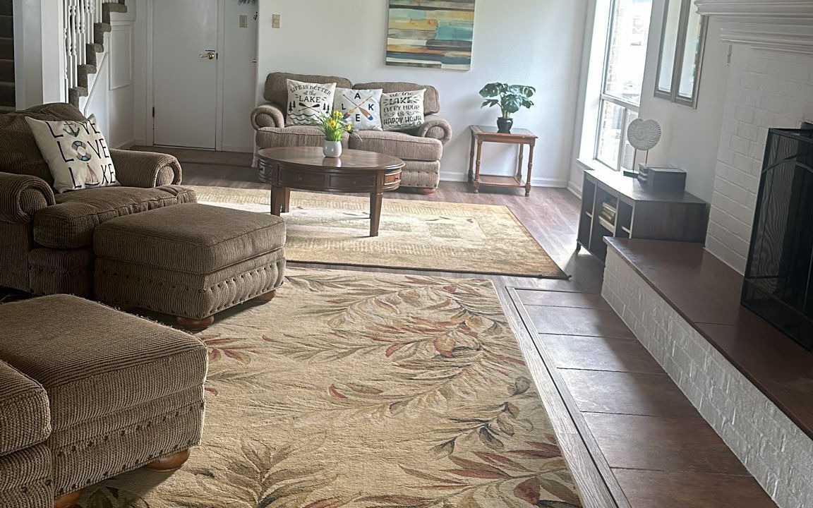 Photo of Livingroom in West Livingston