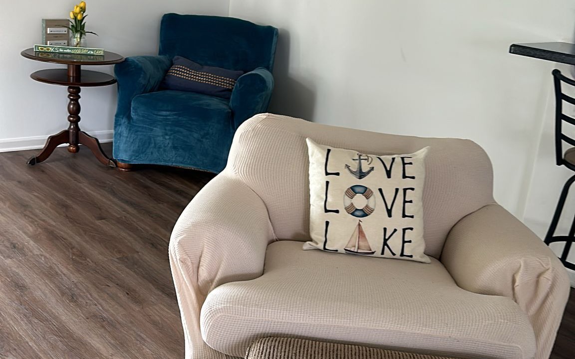 Photo of Livingroom in West Livingston