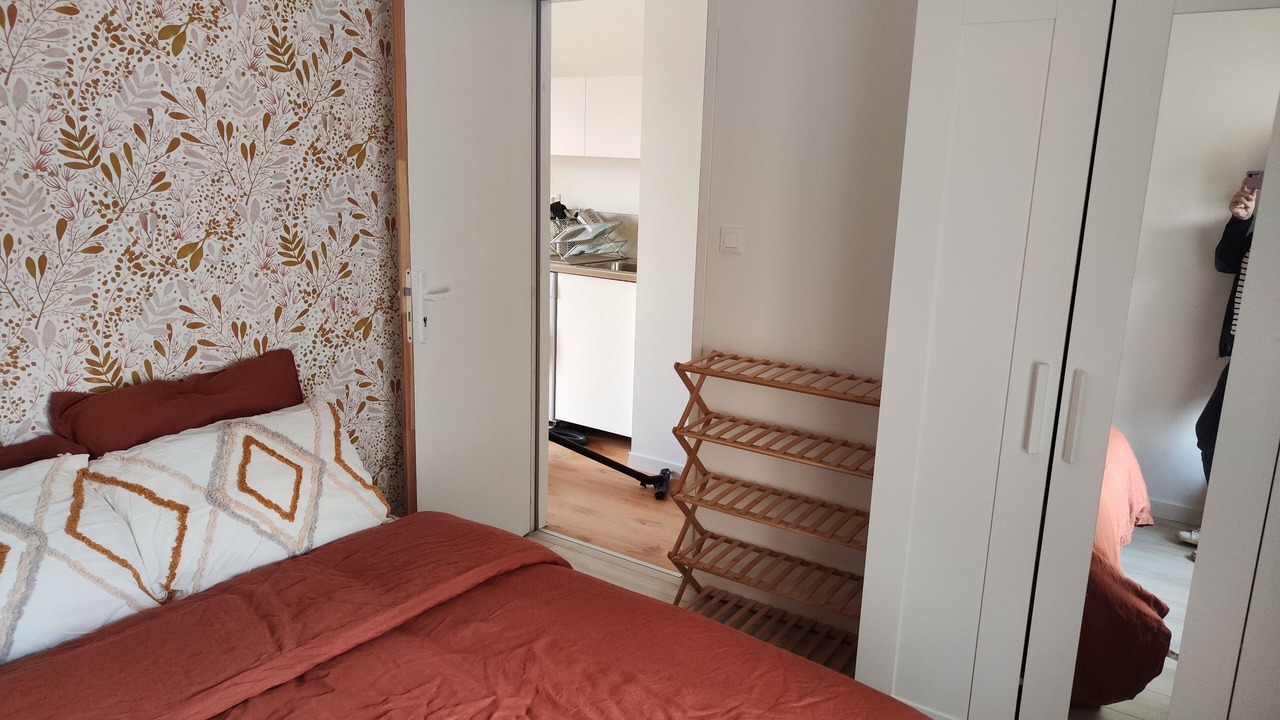 Photo of Bedroom in Loupiac