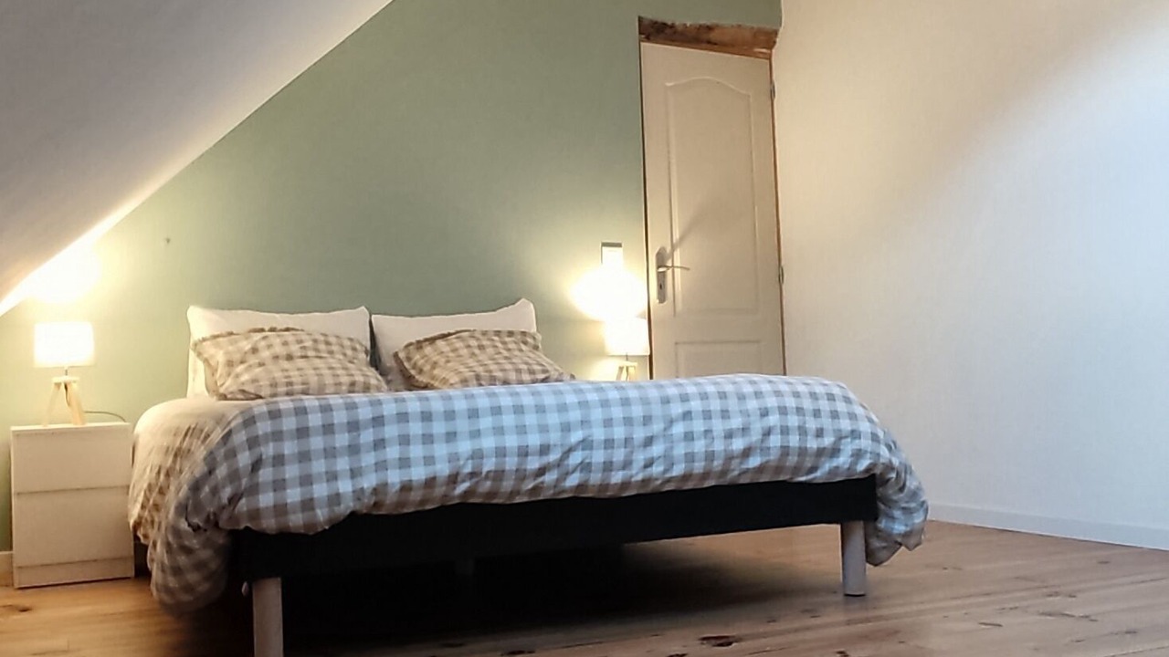 Photo of Bedroom in Campan
