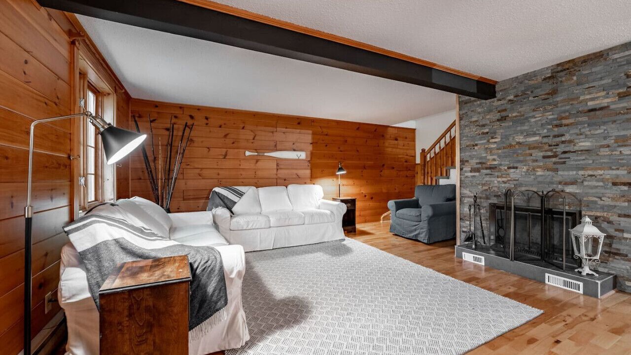 Photo of Livingroom in Cantley