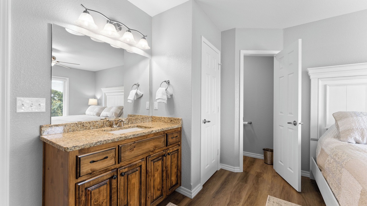 Photo of Bedroom in Kimberling City