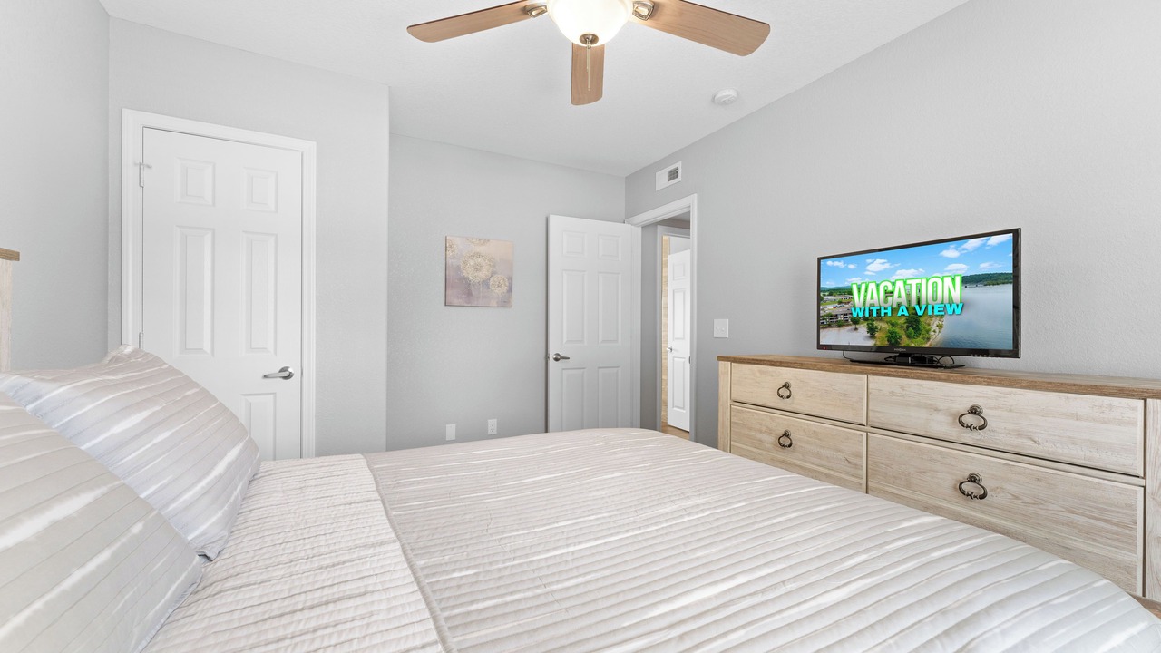 Photo of Bedroom in Kimberling City