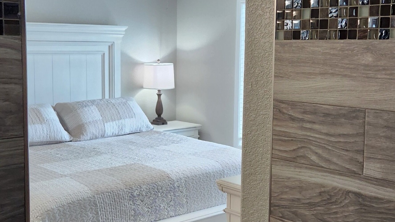 Photo of Bedroom in Kimberling City