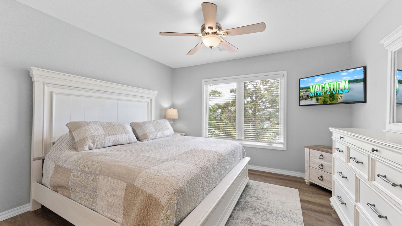 Photo of Bedroom in Kimberling City