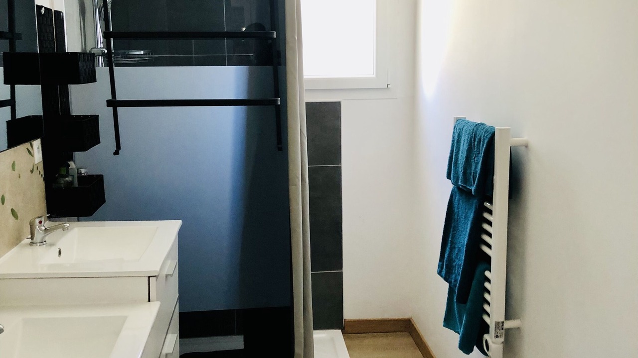 Photo of Bathroom in Montseret