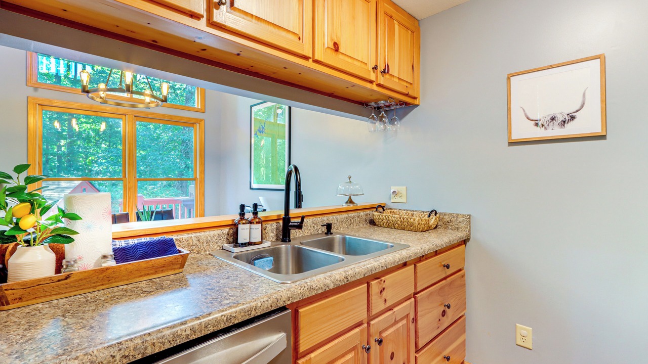 Photo of Kitchen in Talking Rock