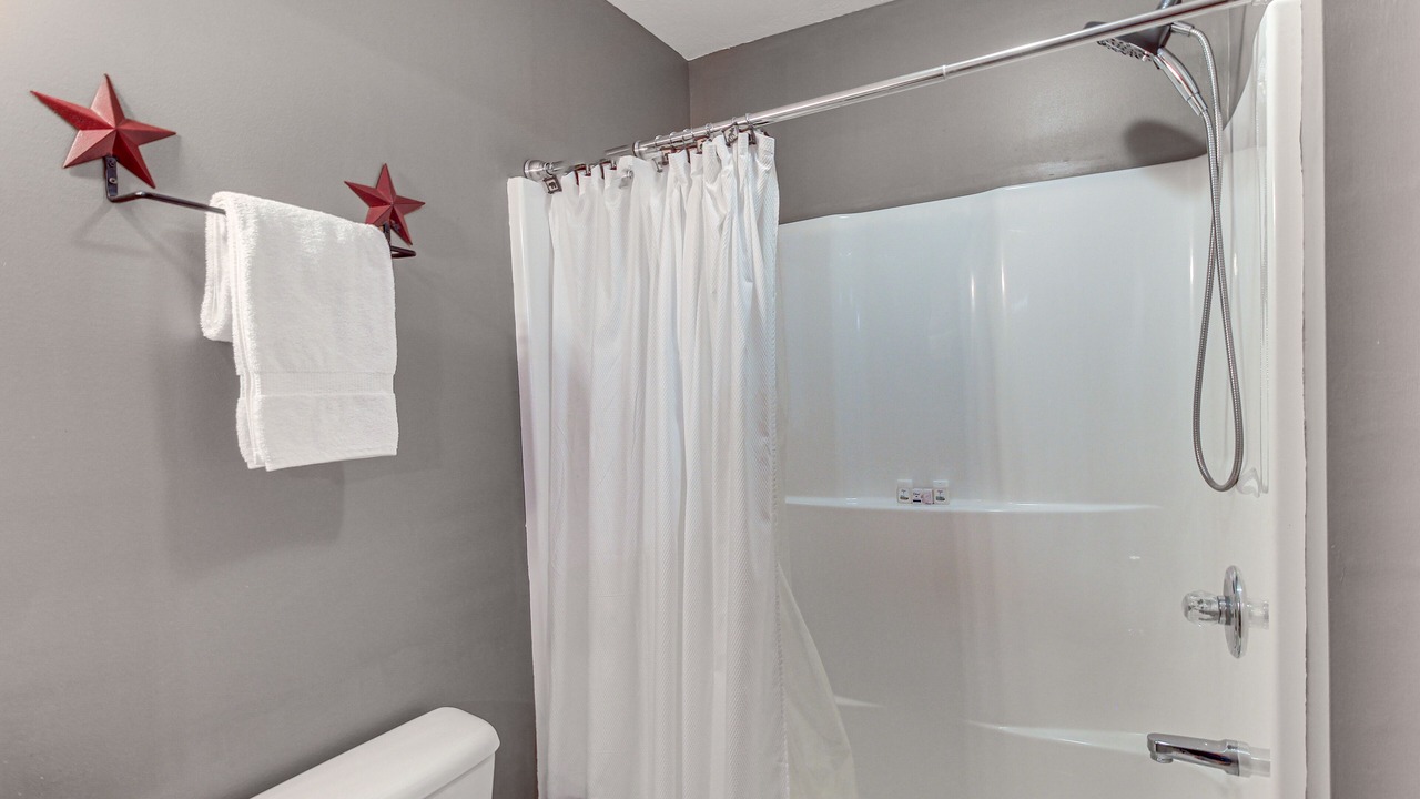 Photo of Bathroom in Talking Rock