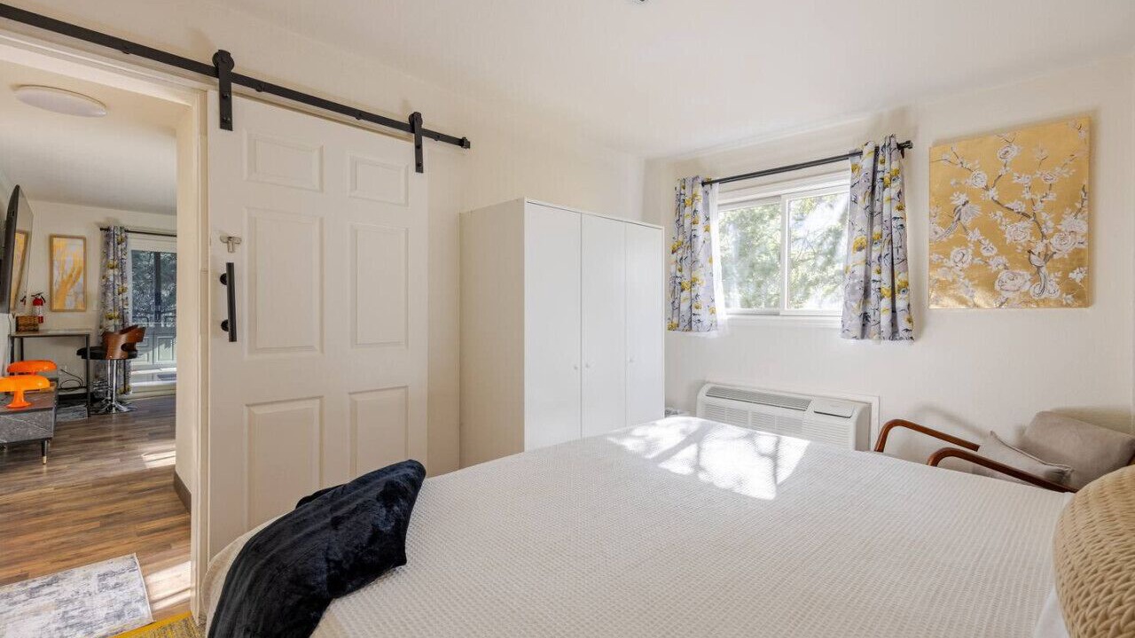 Photo of Bedroom in Green Mountain Falls