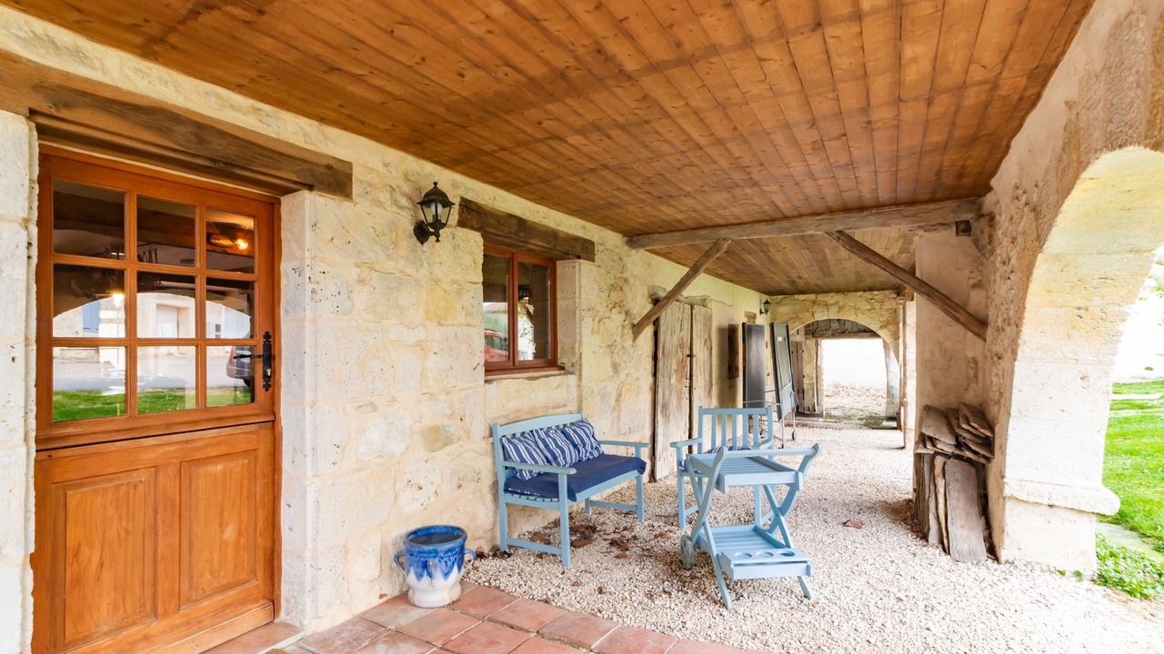 Photo of Patio Balcony in Mansonville