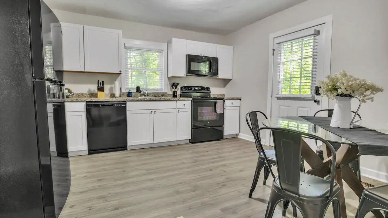 Photo of Kitchen in Newnan
