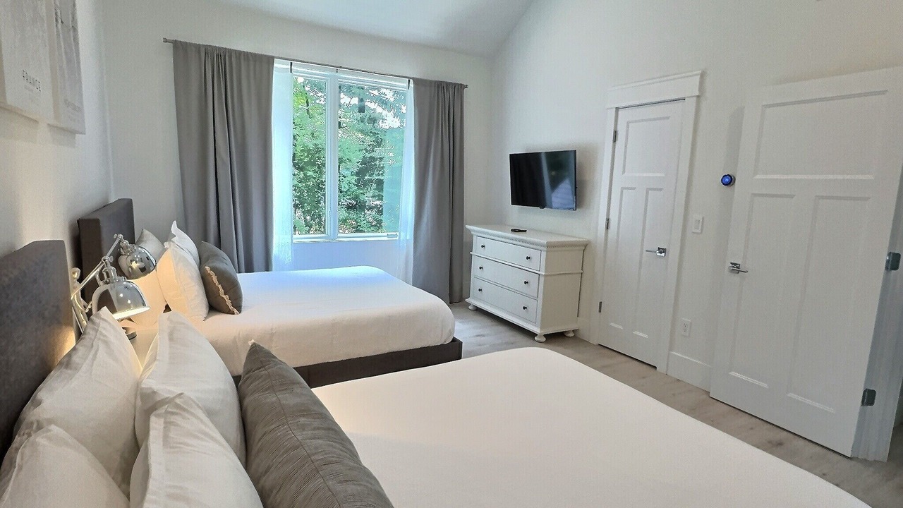 Photo of Others in Shorewood-Tower Hills-Harbert